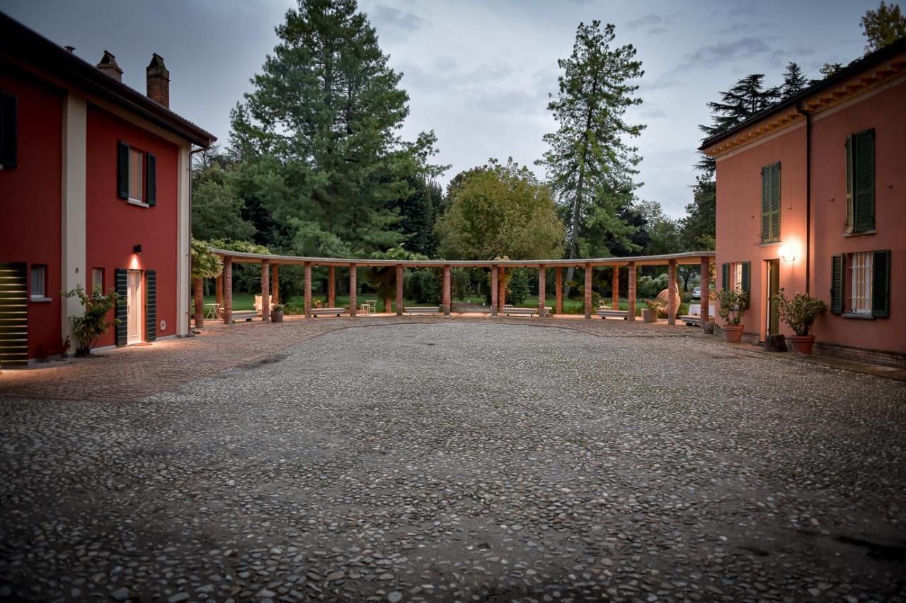 Tenuta Pizzone Wine Resort Rivanazzano Terme Bagian luar foto